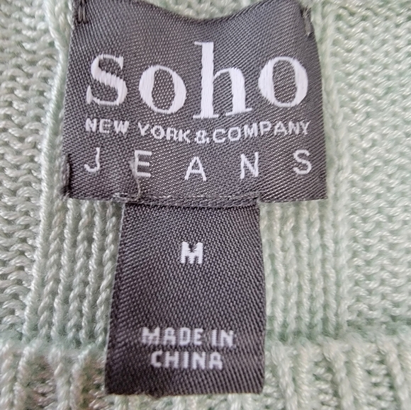 SOHO Spring Mint Green Sweater Size Medium - Picture 4 of 10